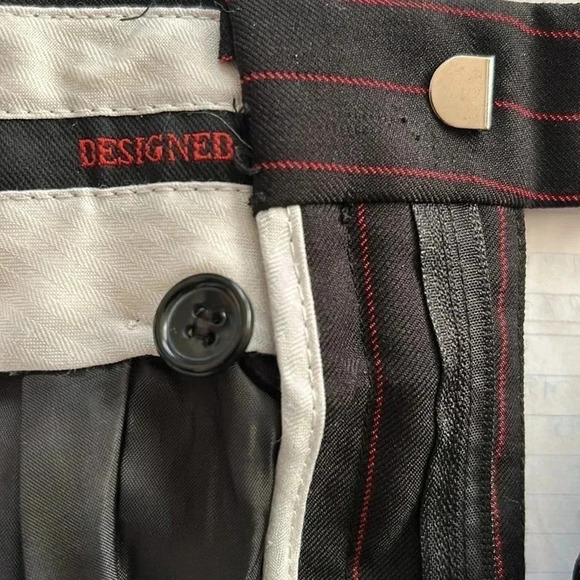 Designed in Italy Wide Leg High Rise Women 32/27 Trouser in Black Red Pinstripe - Picture 10 of 11